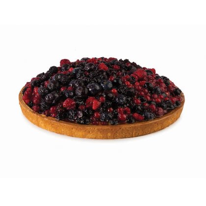 Tartă rotundă cu blat auriu, acoperită cu fructe de pădure lucioase