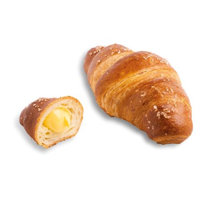 Croissant-covrig auriu cu sare grunjoasă, întreg și tăiat, cu umplutură cremoasă de unt.