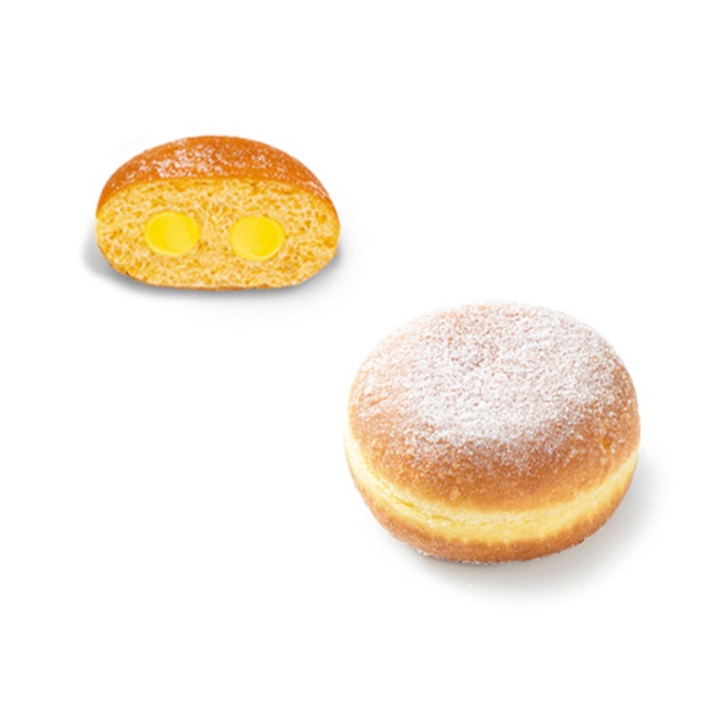 Krapfen cu cremă și zahăr presărat